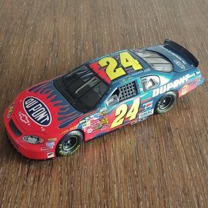 2004 Jeff Gordon 24 Chevy Monte Carlo Diecast 1:24